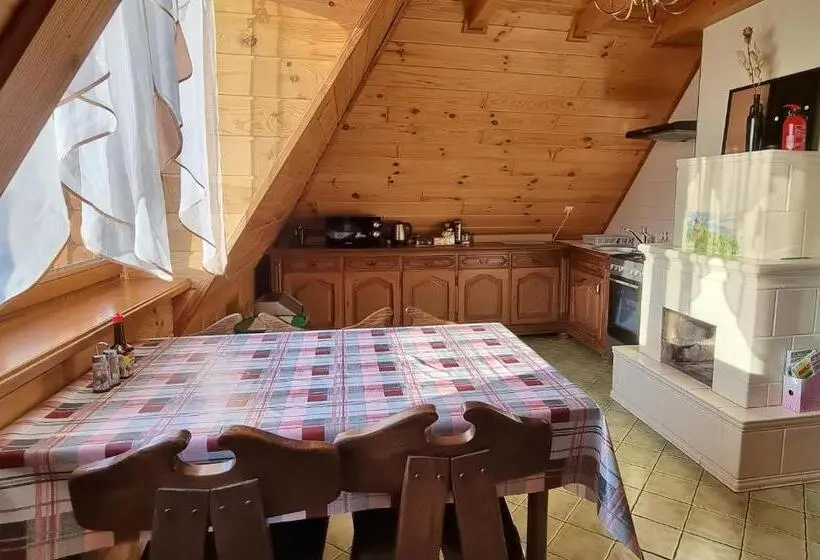 スタンダード４人部屋, Mountain House