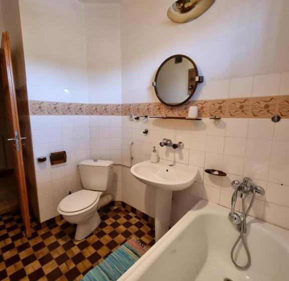 Четырехместный Номер Стандарт, Mountain House