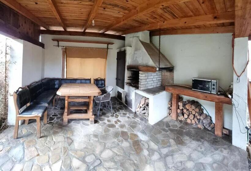 Дом 4 Спальни, Mountain House