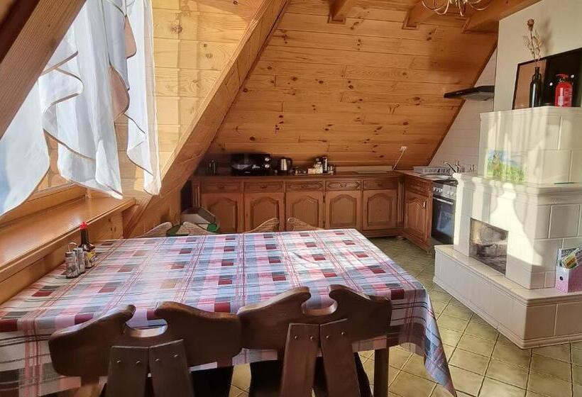 Дом 4 Спальни, Mountain House