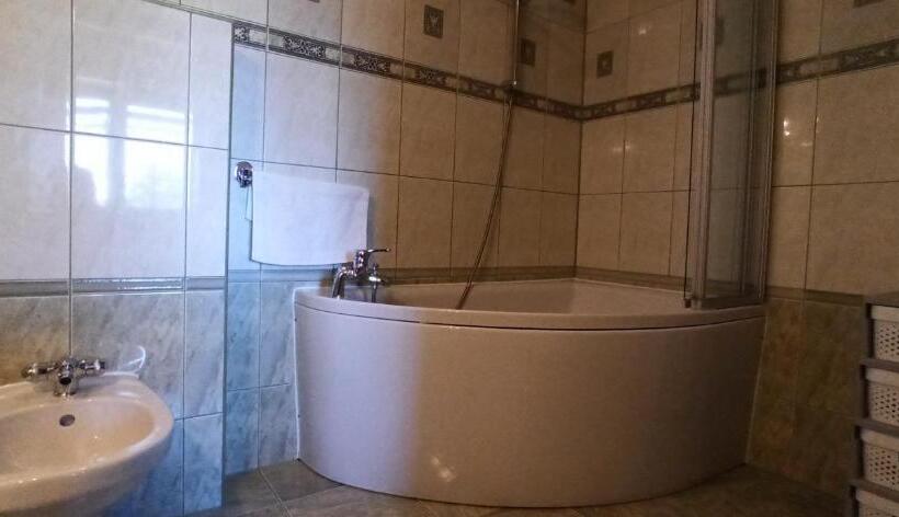 آپارتمان 1 خوابه با بالکن, Wiślany Raj