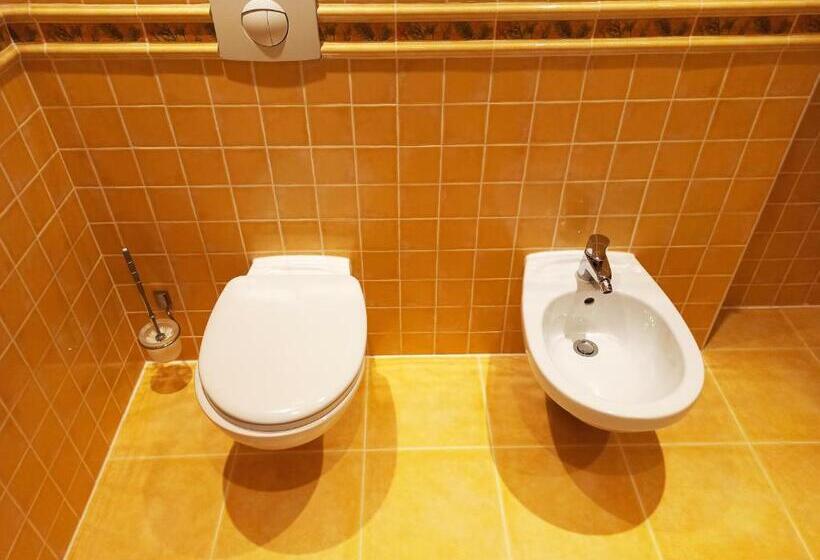 اتاق استاندارد سه نفره, Wiślany Raj