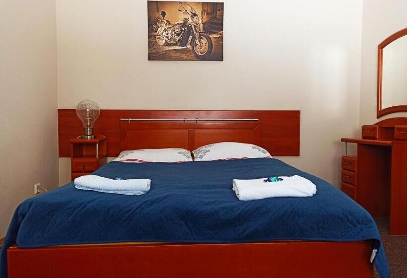 اتاق لوکس, Wiślany Raj