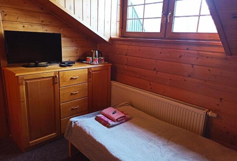 اتاق استاندارد سه نفره, Wiślany Raj