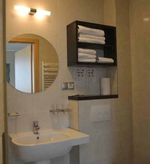 חדר סטנדרט יחיד, Restauracja 32 Motel