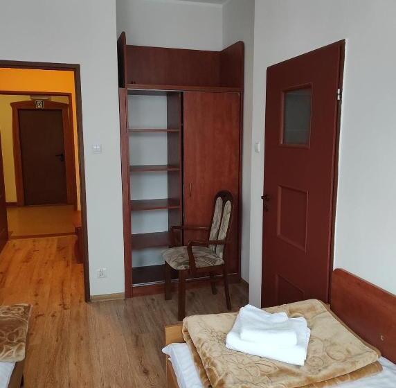 Номер Стандарт Трехместный, Sanatorium Dąbrówka