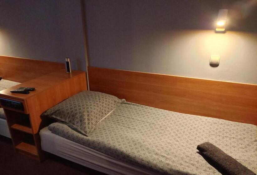 スタンダードルーム, Zajazd Wałbrzych