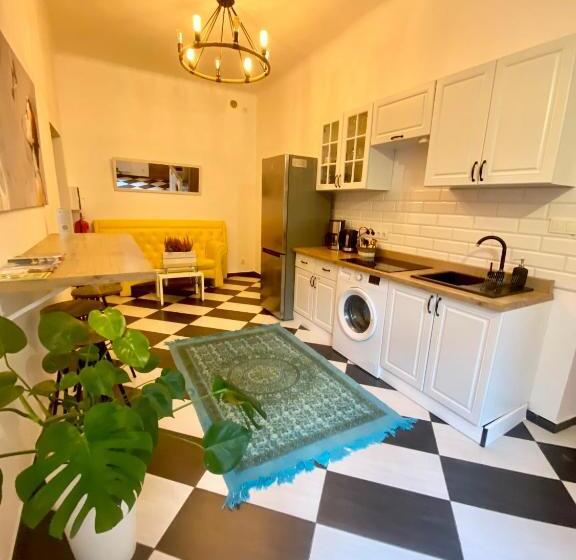 带3个卧室的公寓, Topolove Rooms & Apartments