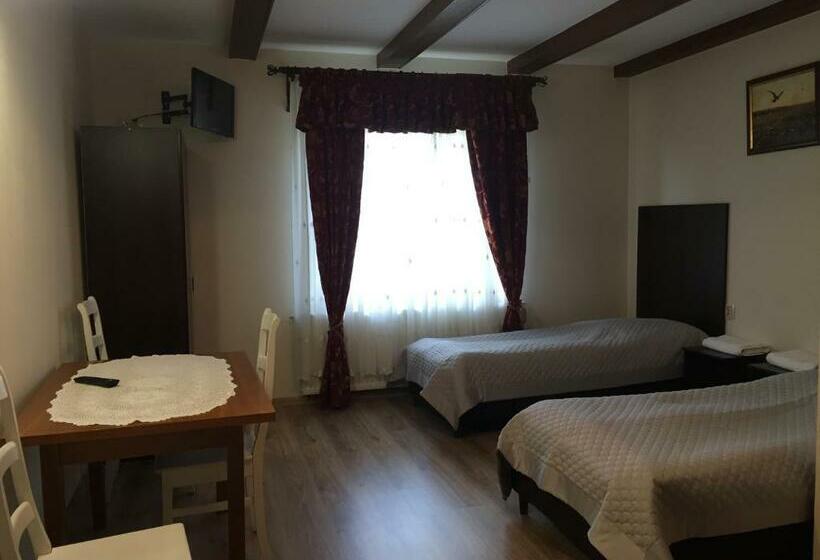 Номер Стандарт Трехместный, Zajazd Rycerski