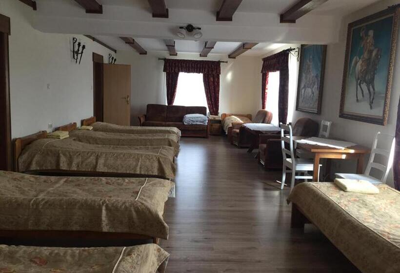 Семейный Номер, Zajazd Rycerski