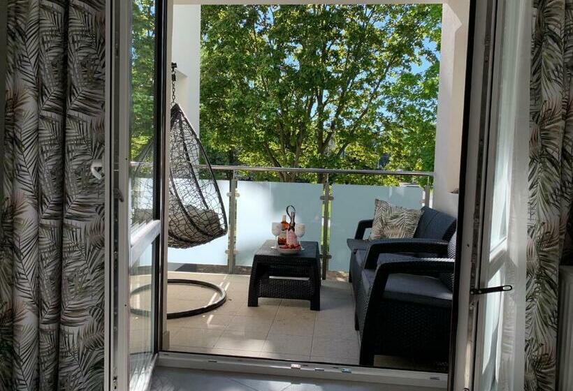 Апартаменты 1 Спальня Нижний Этаж, Apartament Jantarowe Zacisze Green
