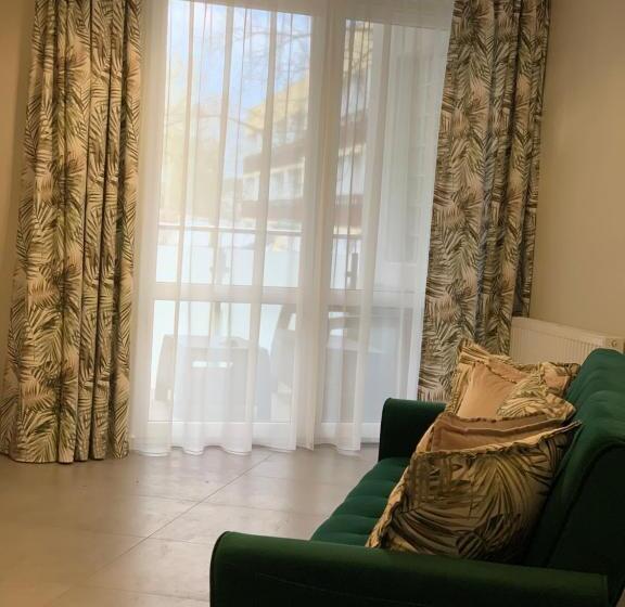 Апартаменты 1 Спальня Нижний Этаж, Apartament Jantarowe Zacisze Green