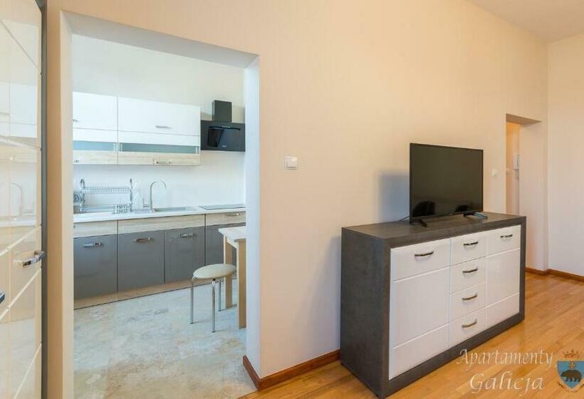 شقة غرفة واحدة, Apartamenty Galicja