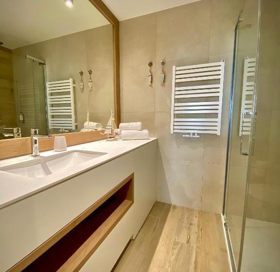 Студио Стандарт с Балконом, Apartamenty W Marina Royale