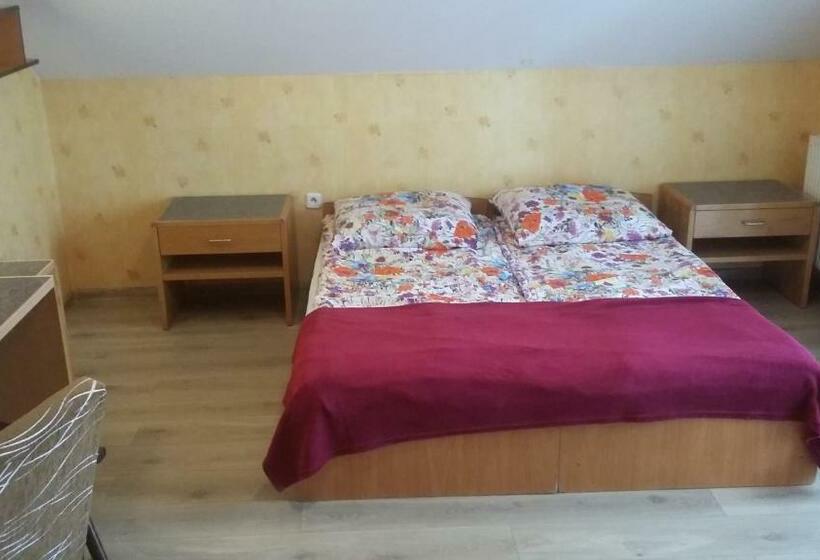 اتاق استاندارد با بالکن, Laguna