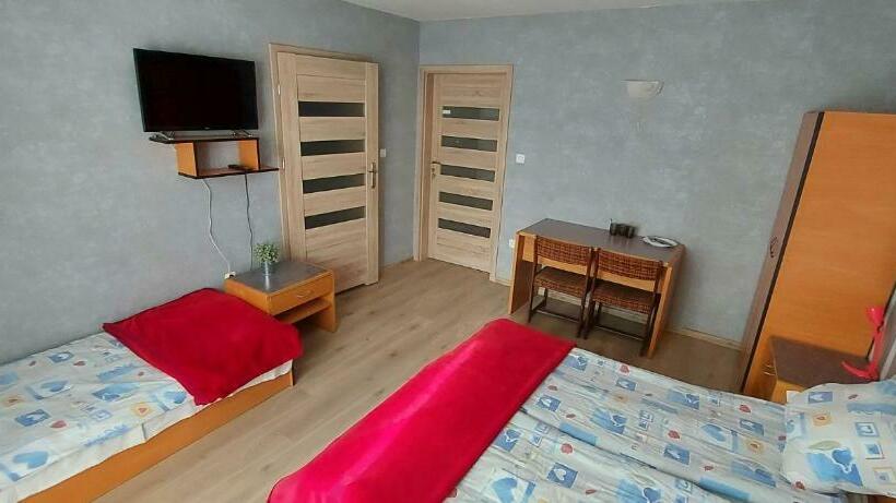 اتاق استاندارد سه تخته با بالکن, Laguna