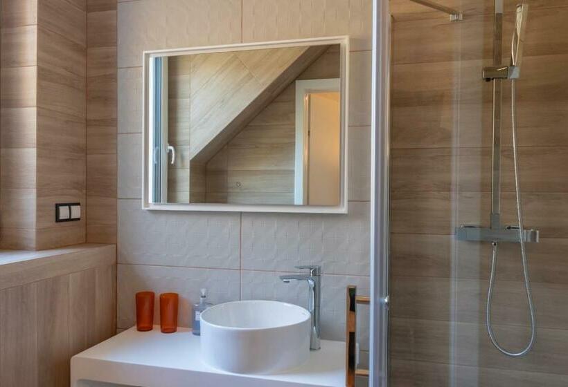 デラックスルーム, Apartamenty Pod Zamkiem W Janowcu