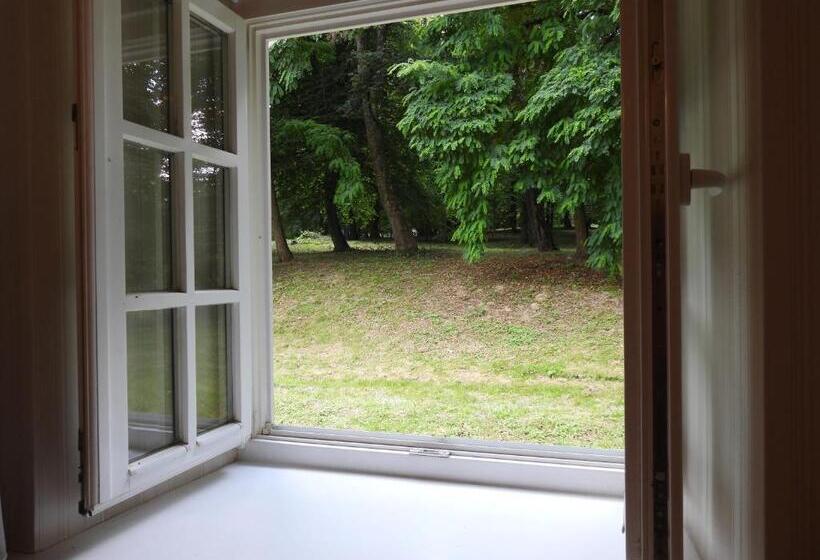 סוויטה, Pokoje Gościnne Pałac W Balicach Instytut Zootechniki Pib