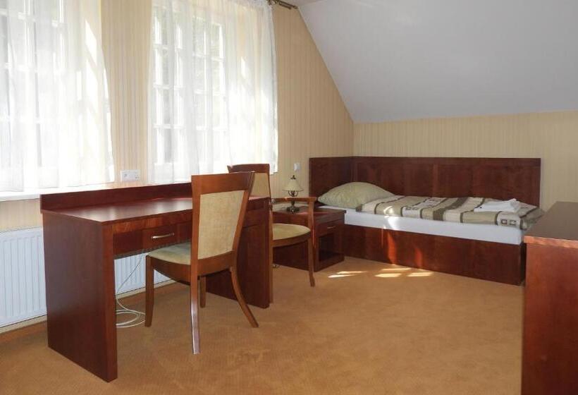 스탠다드 룸, Pokoje Gościnne Pałac W Balicach Instytut Zootechniki Pib