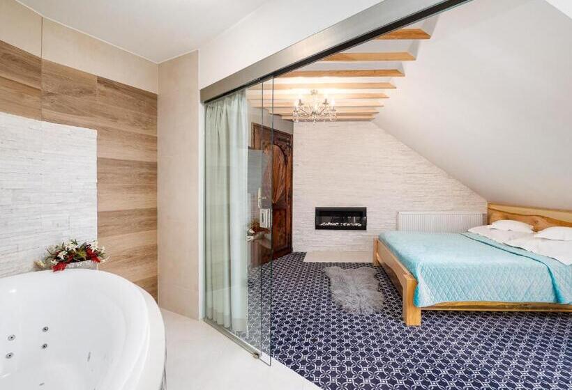 豪华房间带漩涡浴缸, Eco Villa Grand Karpatia Ski&spa