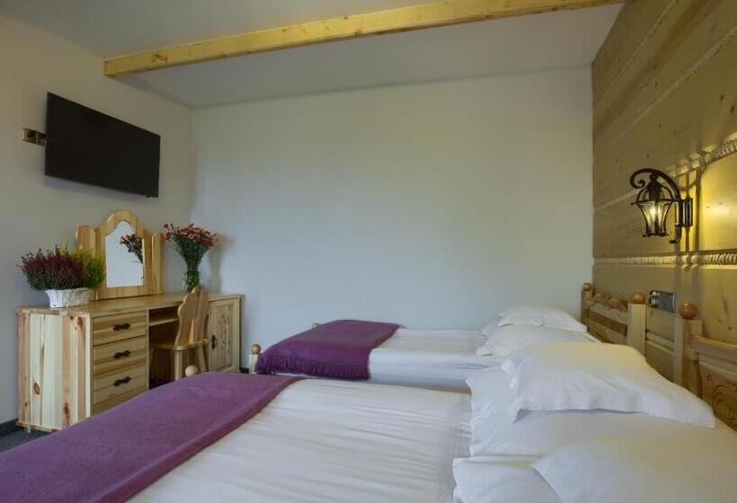 带阳台套房, Eco Villa Grand Karpatia Ski&spa