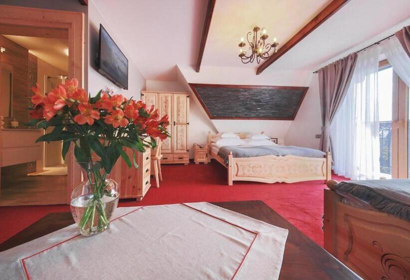 高级三人间, Eco Villa Grand Karpatia Ski&spa