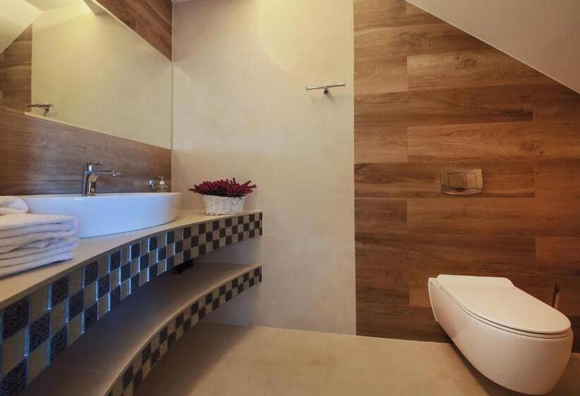 豪华房间带漩涡浴缸, Eco Villa Grand Karpatia Ski&spa