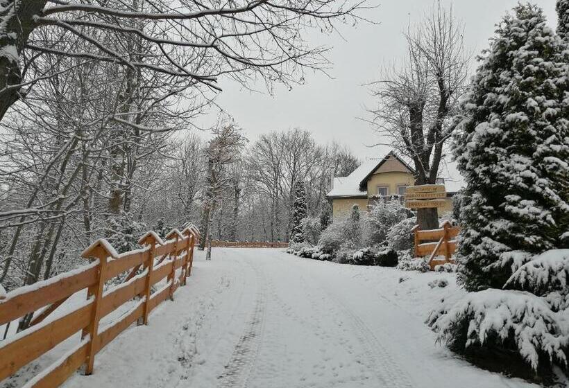 דירת שלושה חדרים, Agroturystyka Iwańcze Pole