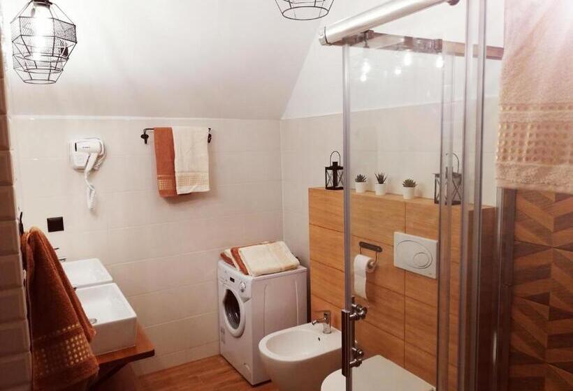 דירת שלושה חדרים, Agroturystyka Iwańcze Pole