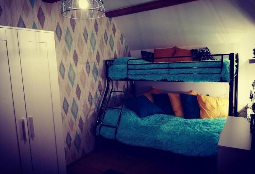 דירת שלושה חדרים, Agroturystyka Iwańcze Pole