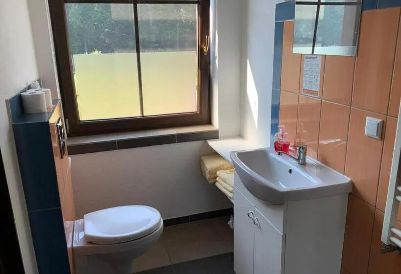 Standard Kolmen Hengen Huone, Apartamenty, Domki, Wędkowanie
