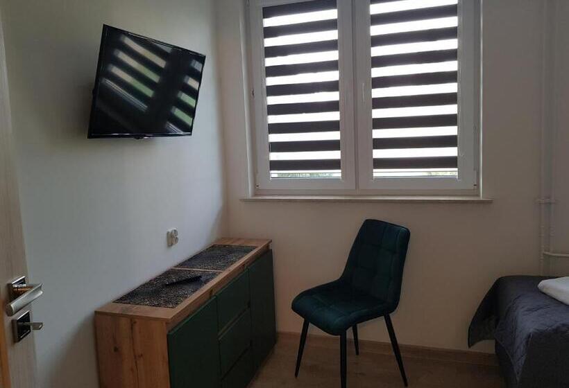 דירת שני חדרים, Dom Turysty Salus