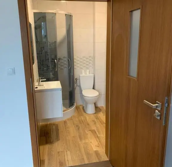 Standard Kolmen Hengen Huone, Hostel Sportowa