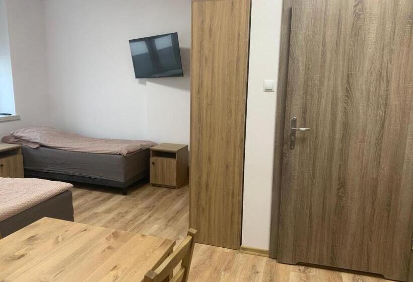 Трехместный Номер Deluxe, Hostel Sportowa
