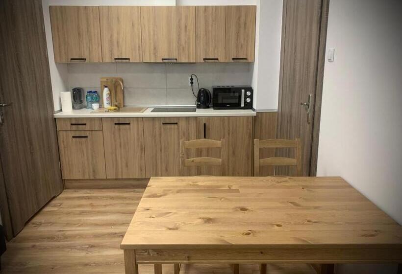 חדר דלוקס לשלושה, Hostel Sportowa