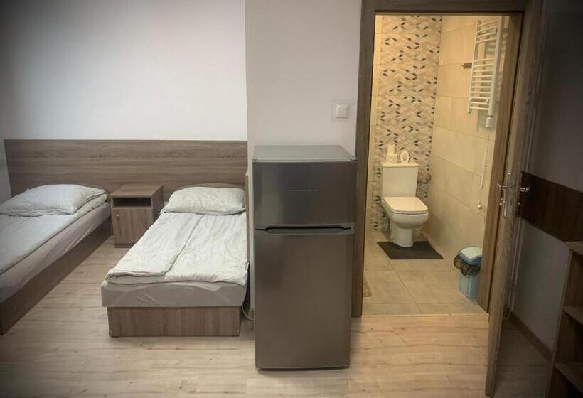 חדר סטנדרט לארבעה, Hostel Sportowa