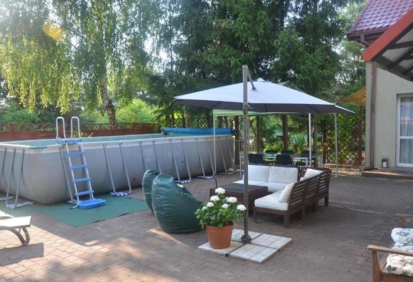 کلبه ییلاقی, Marta