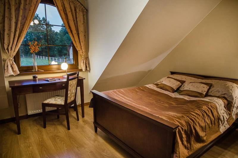 בית, 4 חדרי שינה, Pensjonat Enklawa