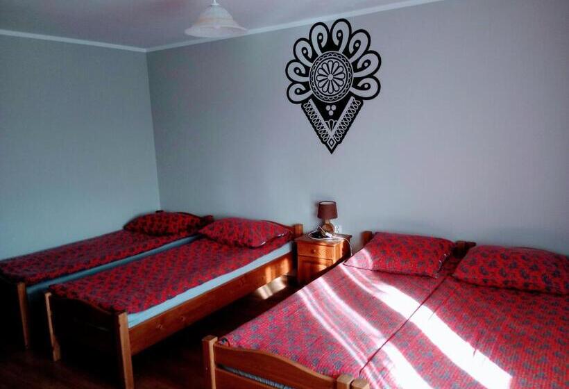 חדר לארבעה סטנדרטי עם מרפסת, Willa Wyrostek