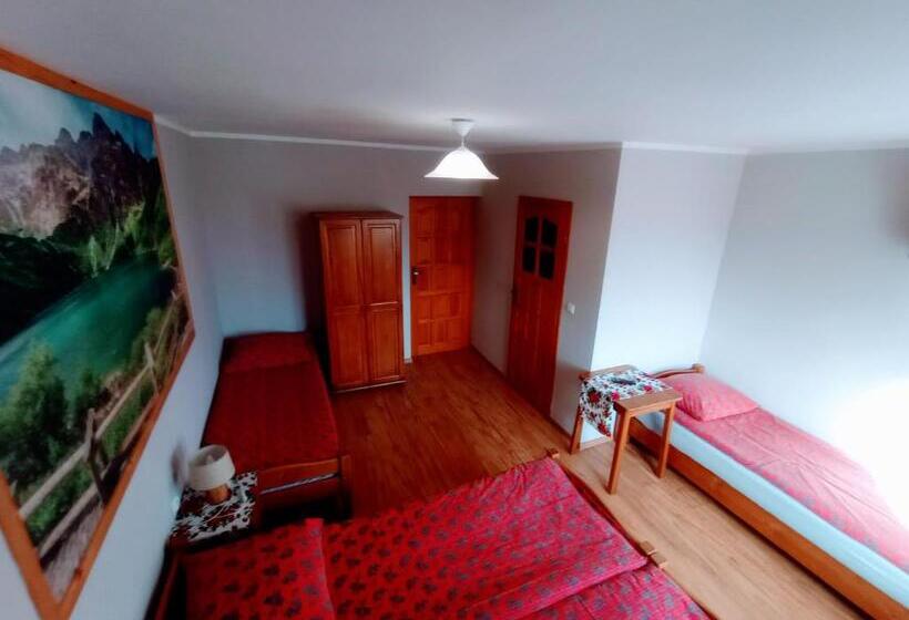 חדר לארבעה סטנדרטי עם מרפסת, Willa Wyrostek