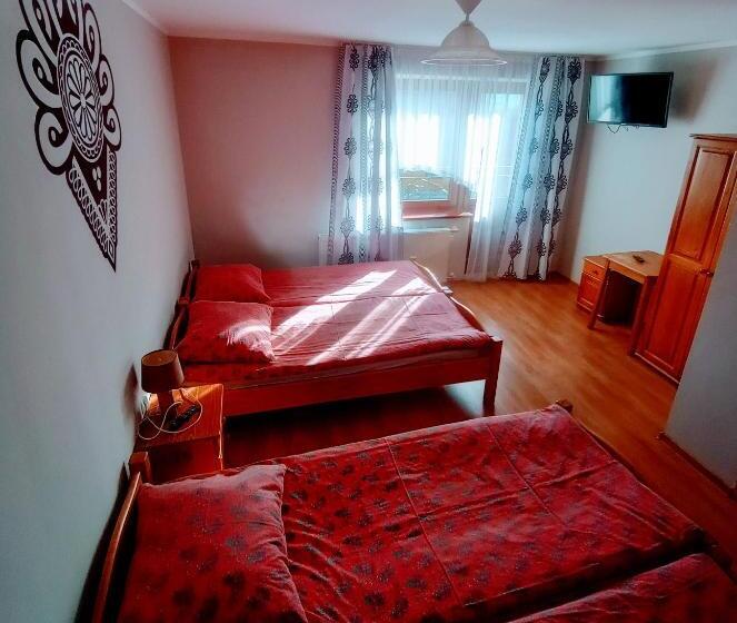 חדר לארבעה סטנדרטי עם מרפסת, Willa Wyrostek