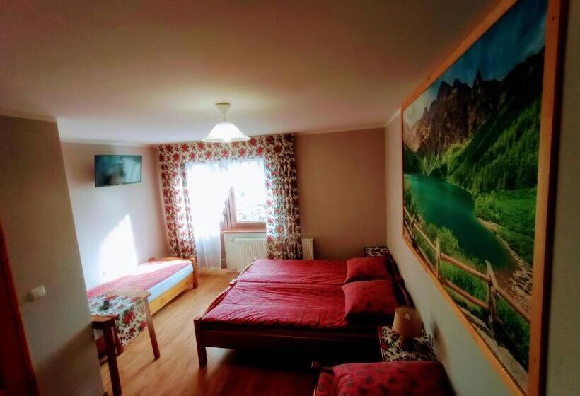 חדר לארבעה סטנדרטי עם מרפסת, Willa Wyrostek