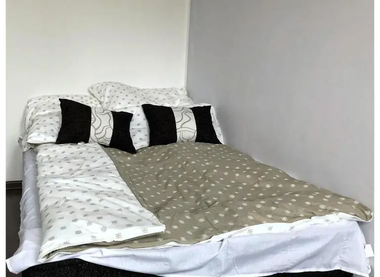 スタンダードルーム, Kwadrat B&b Jałowego