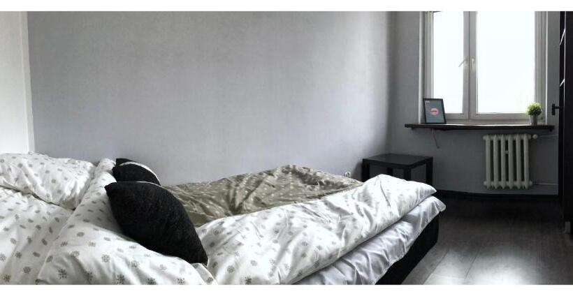 اتاق استاندارد, Kwadrat B&b Jałowego