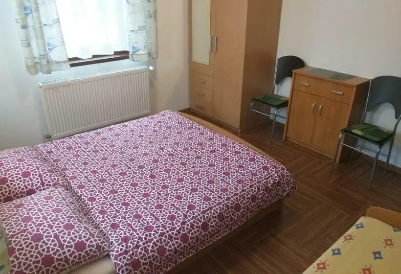 バルコニー付きスタンダードルーム, Apartamenty U Ani