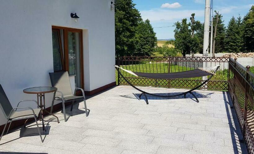 חדר סטנדרט, Nad Cedronem