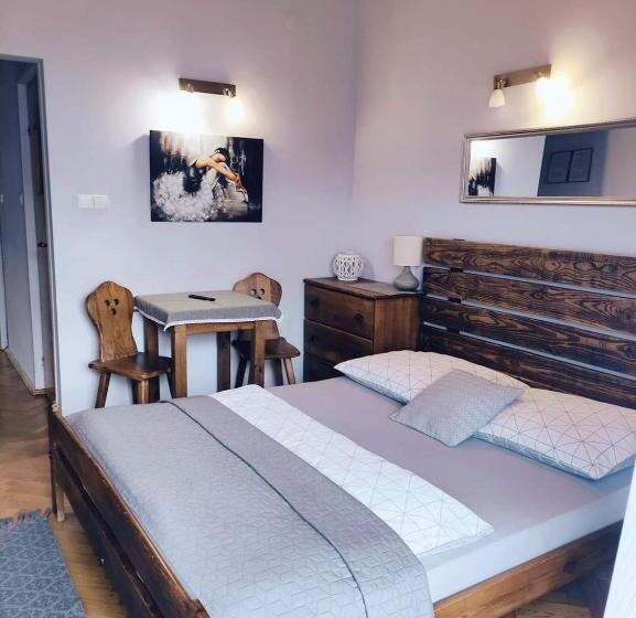 キングサイズベッドのスタンダードルーム, Podkowa