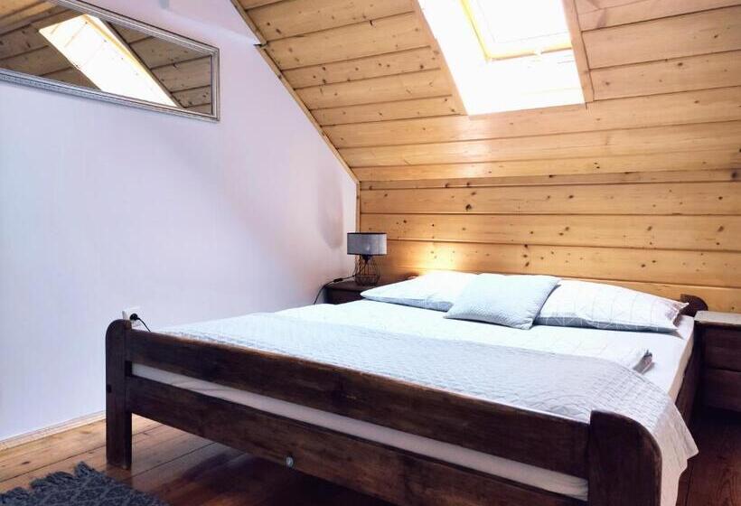 スタンダードルーム, Podkowa