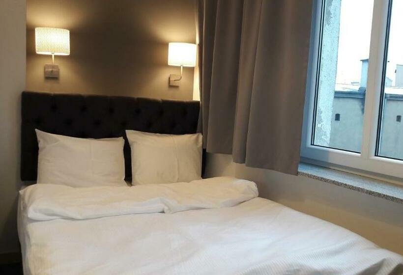 Estudio Estàndard, Przystanek Katowice Mariacka 26