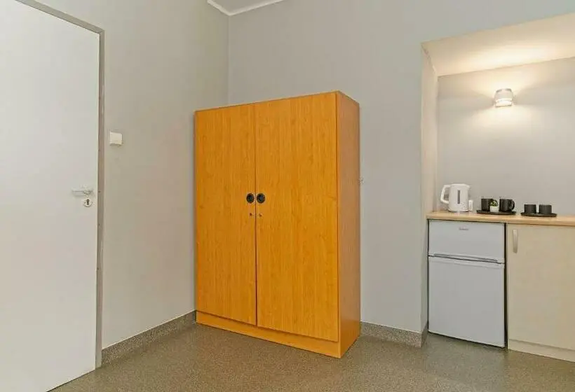スタンダード４人部屋, Ośrodek Wojków Kowary Koło Karpacza